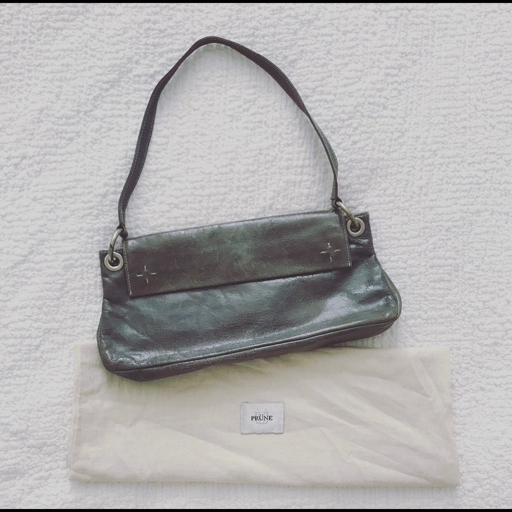 Prune leather purse. A beautiful olive green!